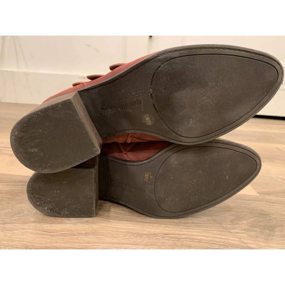 Lucky Brand‎ Suede Multi Buckle Strap Ankle Boots Pointed Toe Block Heel 7.5M
